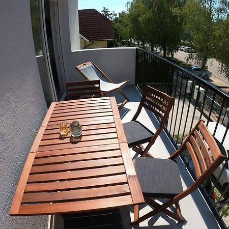 Azurro Apartment Siofok Luaran gambar