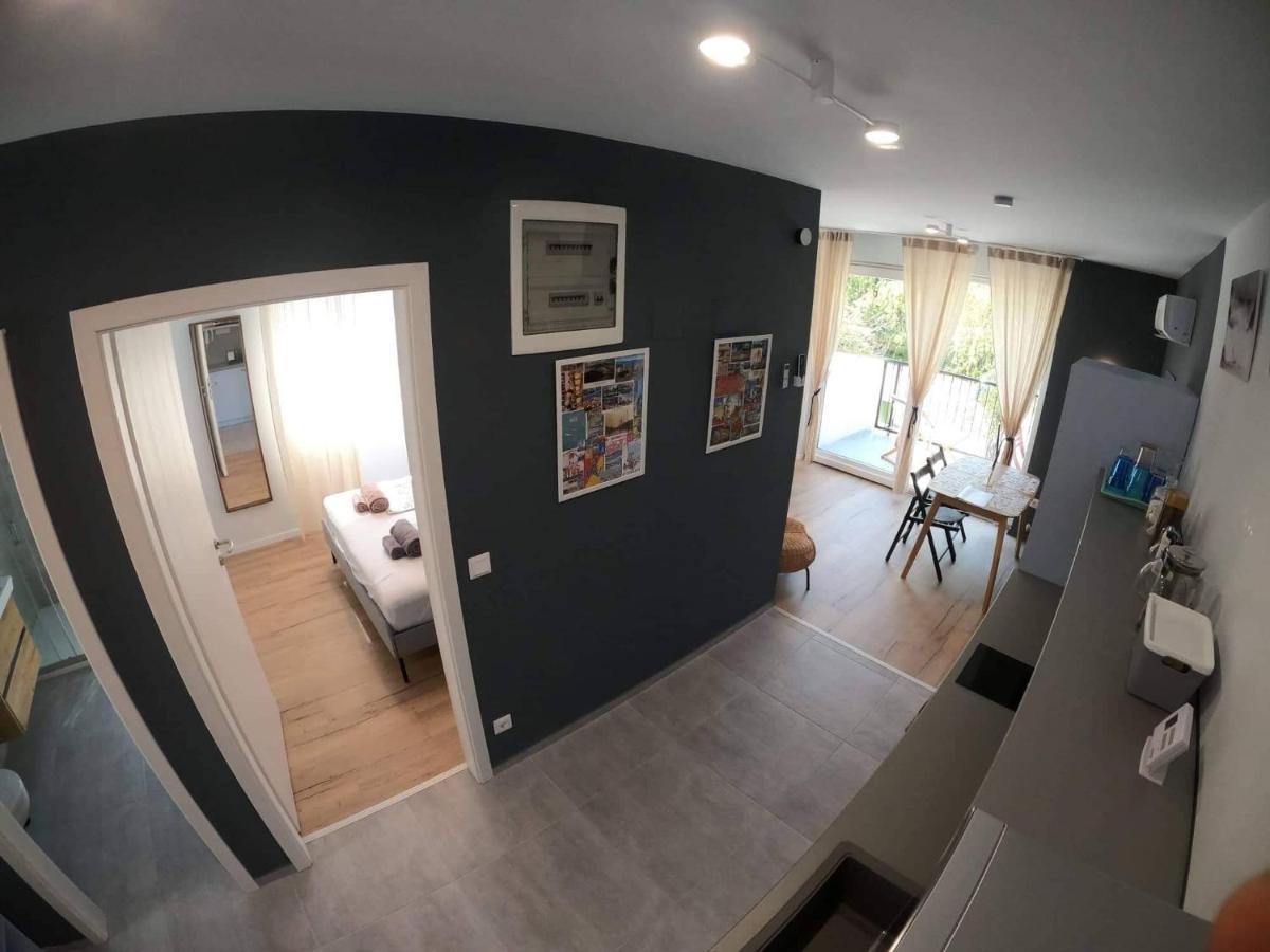 Azurro Apartment Siofok Luaran gambar